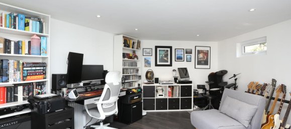 3 bedrooms House in London, United Kingdom No. 10505 28