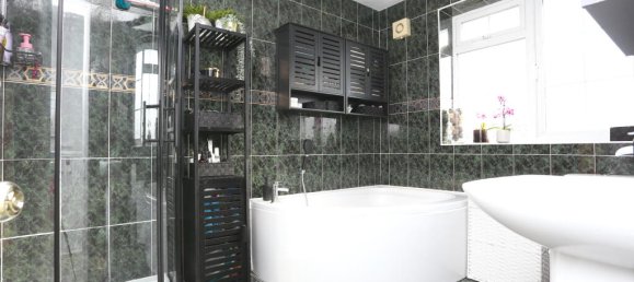 3 bedrooms House in London, United Kingdom No. 10505 32