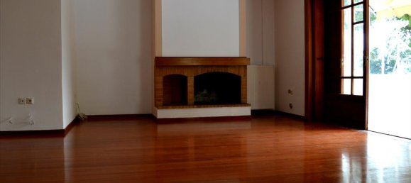 5 bedrooms Villa in Rafina, Greece No. 6740 2