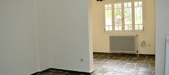 5 bedrooms Villa in Rafina, Greece No. 6740 5