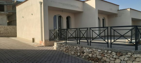 2 rooms Villa in Mattinata, Italy No. 309370 2