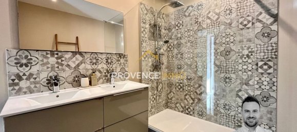 3 bedrooms House in Salon-de-Provence, France No. 338536 8