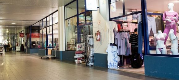 50m² Commercial property in Vilarinho das Cambas, Portugal No. 34174 10