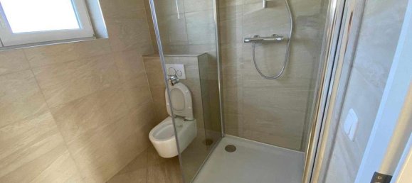 Adosado de 5 habitaciónes en Altotting, Germany No. 166074 18