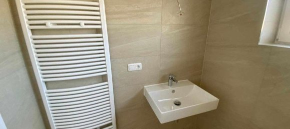 Adosado de 5 habitaciónes en Altotting, Germany No. 166074 17