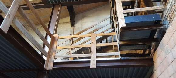 10 rooms Apartment in Terranuova Bracciolini, Italy No. 258614 15