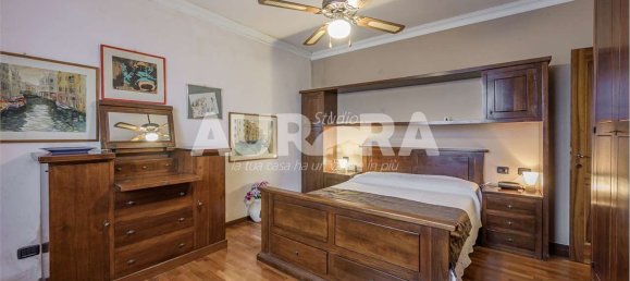 7 rooms House in San Prospero, Italy No. 77514 10