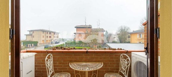 7 rooms House in San Prospero, Italy No. 77514 16