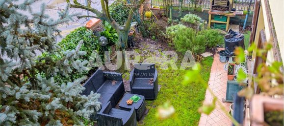 7 rooms House in San Prospero, Italy No. 77514 17