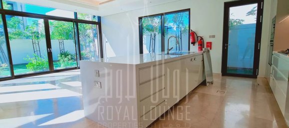 Вилла с 4 спальнями в Остров Саадият, ОАЭ № 1472 3