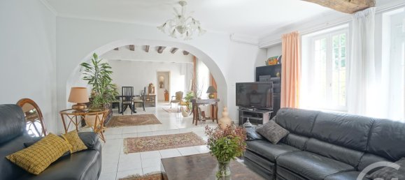 Casa de 3 dormitorios en Neuil, France No. 157852 5