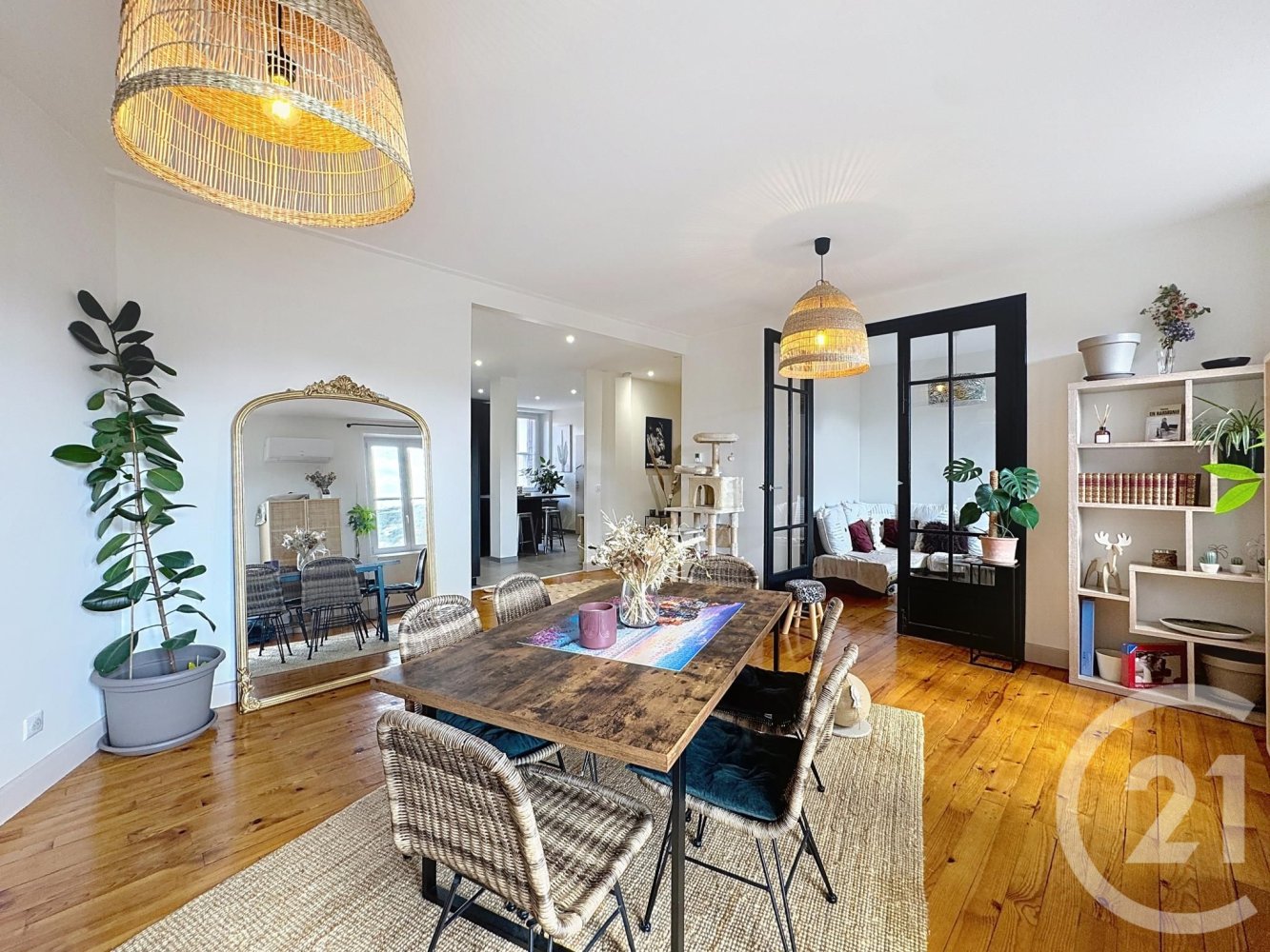 Dúplex de 3 dormitorios en Le Puy-en-Velay, France No. 338810