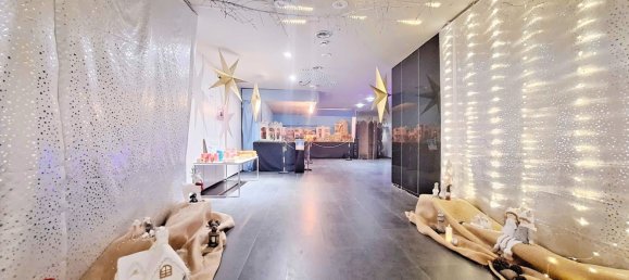 220m² Commercial property in Ferrol, Spain No. 54752 14