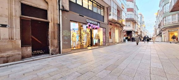 220m² Commercial property in Ferrol, Spain No. 54752 12