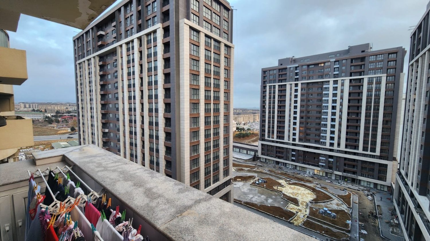 3 bedrooms Apartment in Khatay, Azerbaijan No. 1614