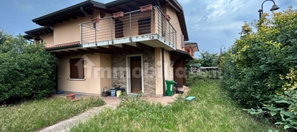 3 Schlafzimmer Villa in Concamarise, Italy, Nr. 322714 2