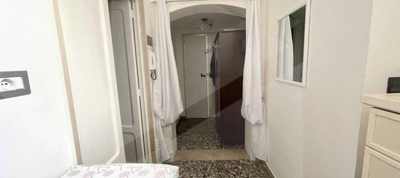 2 rooms Apartment in Andria, Italy No. 9214 3