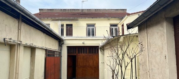 3 bedrooms House in Saint-Etienne, France No. 274908 12