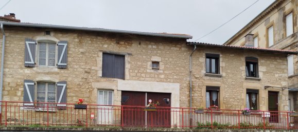 3 bedrooms House in Breheville, France No. 246292 6