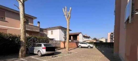 3 rooms Apartment in Sant'Angelo Lodigiano, Italy No. 307956 3