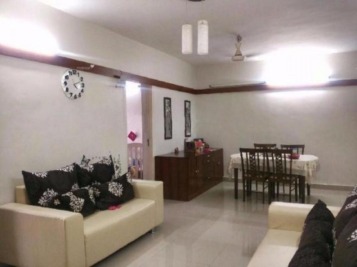 Casa de 3 dormitorios en Mumbai, India No. 8270