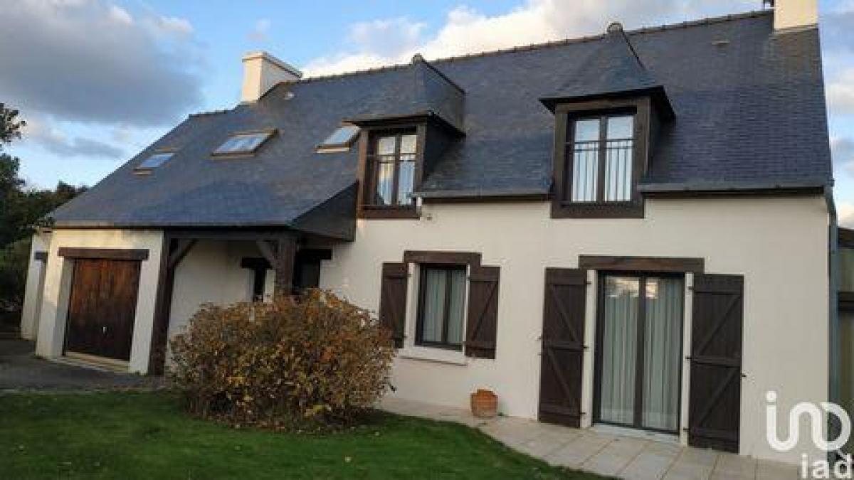 4 bedrooms House in Lannion, France No. 7814