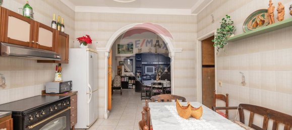 5-Zimmer Wohnung in Caltagirone, Italy, Nr. 147127 8