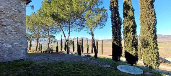 4 bedrooms House in Castiglione d'Orcia, Italy No. 143191 2
