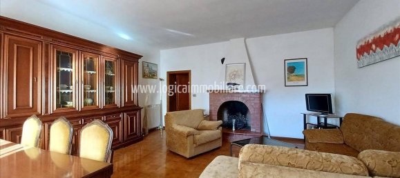 4 bedrooms House in Castiglione d'Orcia, Italy No. 143191 8