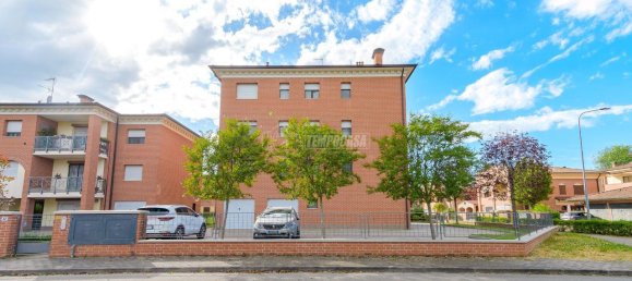3 rooms Apartment in Castelfranco Emilia, Italy No. 171686 7