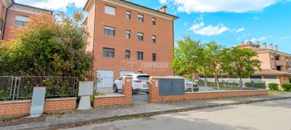 3 rooms Apartment in Castelfranco Emilia, Italy No. 171686 6