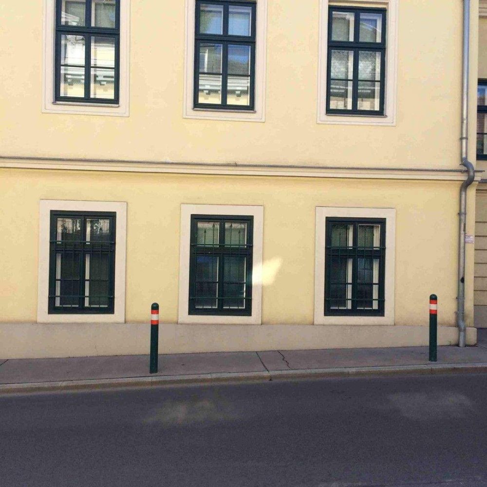 2 rooms Apartment in Hernals, Austria No. 261208