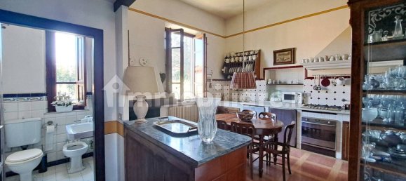 3 غرف نوم شقة في Lucca, Italy رقم 49003 17