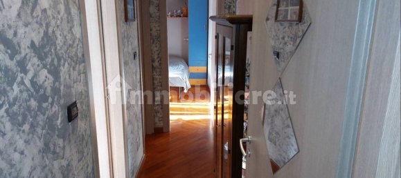 Apartamento de 3 dormitorios en Turin, Italy No. 11363 8