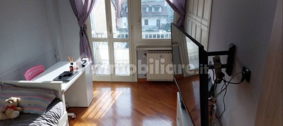 Apartamento de 3 dormitorios en Turin, Italy No. 11363 5