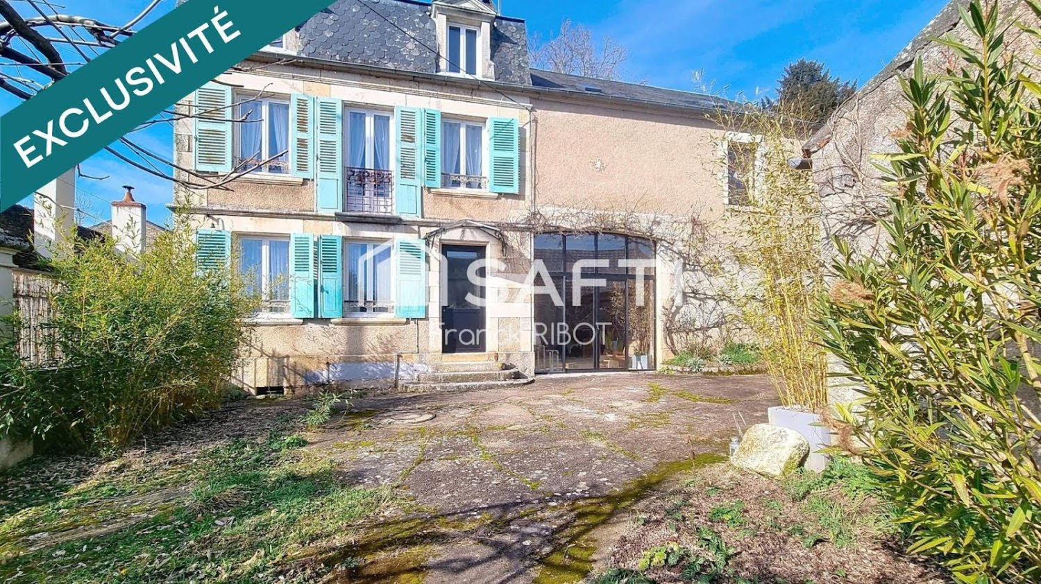 3 bedrooms House in Vezelay, France No. 202850