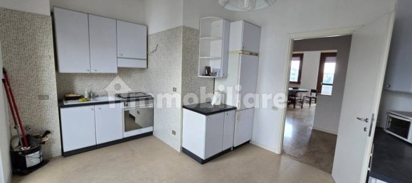 Квартира с 2 спальнями в Бергамо, Италия № 379461 7