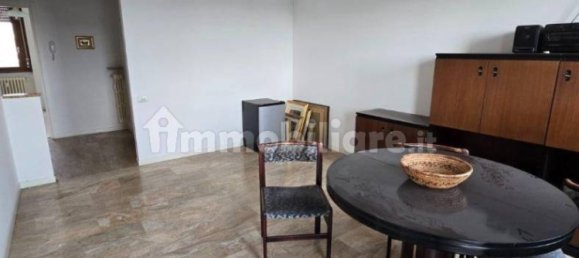 Квартира с 2 спальнями в Бергамо, Италия № 379461 4