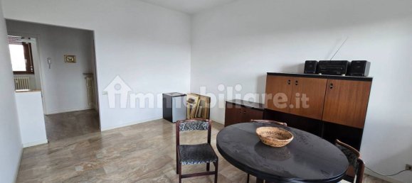 Квартира с 2 спальнями в Бергамо, Италия № 379461 2