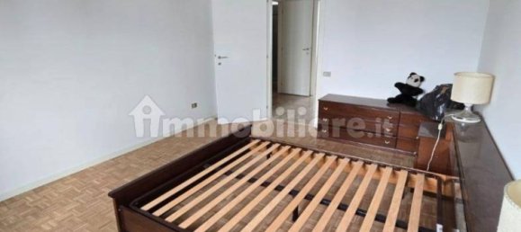 Квартира с 2 спальнями в Бергамо, Италия № 379461 14