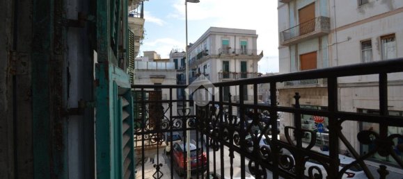 5 rooms Apartment in Messina, Italy No. 224904 13