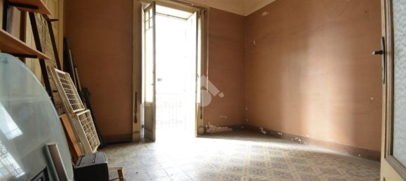5 rooms Apartment in Messina, Italy No. 224904 10