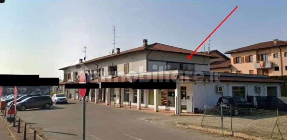 Квартира с 4 спальнями в Моццате, Италия № 354217