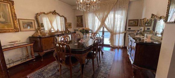 Apartamento de 3 dormitorios en Vigevano, Italy No. 11867 6