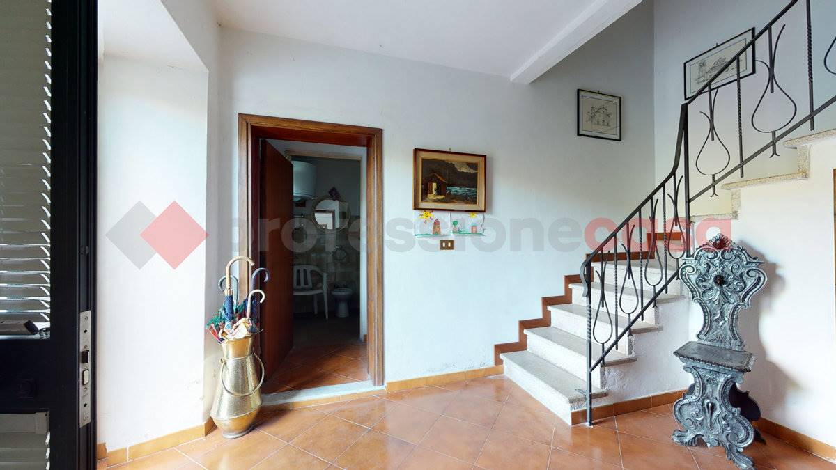 7 rooms House in Coreglia Antelminelli, Italy No. 237815