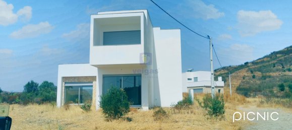 3 bedrooms Villa in Tavira, Portugal No. 260839 2