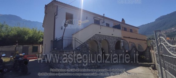 Квартира с 5 комнатами в Маратеа, Италия № 97633 18