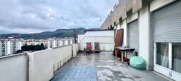 4-Zimmer Wohnung in Palermo, Italy, Nr. 290382 3