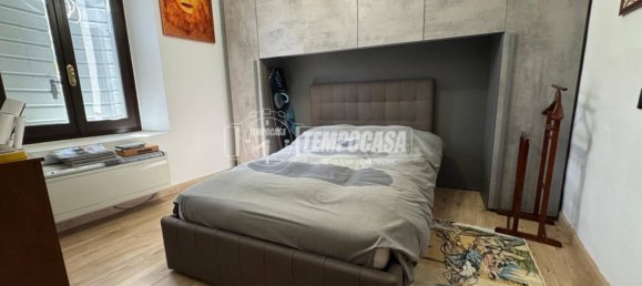 3 bedrooms House in Mirandola, Italy No. 333308 2