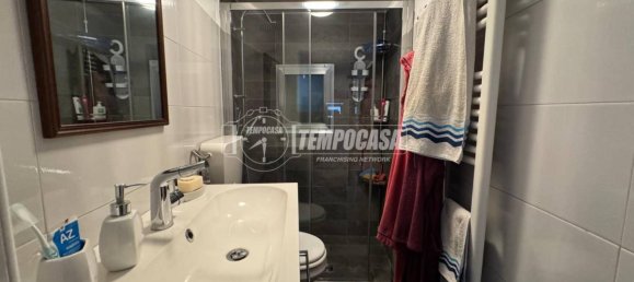 3 bedrooms House in Mirandola, Italy No. 333308 7